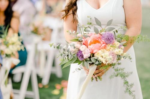 Lush, Spring Blooms at Swan Lake Best Wedding Florist Ohio