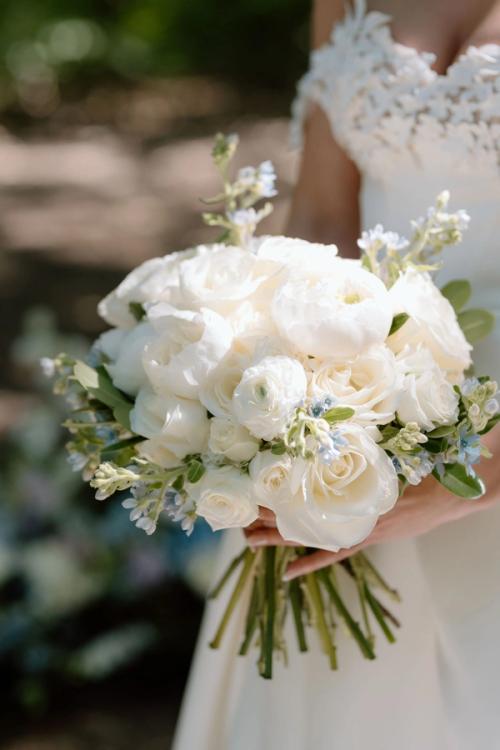 Bailey and Tyler's Cool Pastels at Retreat 21 Best Wedding Florist Ohio