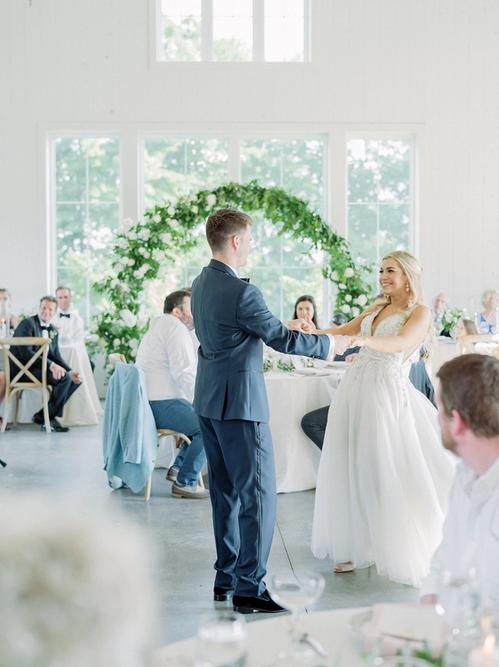 Amongst the Flowers at Magnolia Hill with Meg & Alex Best Wedding Florist Ohio