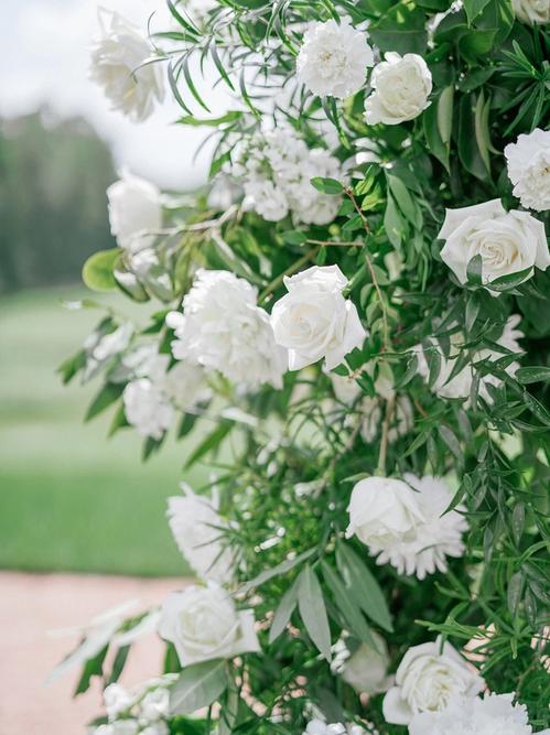 Amongst the Flowers at Magnolia Hill with Meg & Alex Best Wedding Florist Ohio