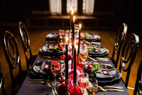 A Moody, Romantic Styled Shoot at Beverly Mansion Best Wedding Florist Ohio