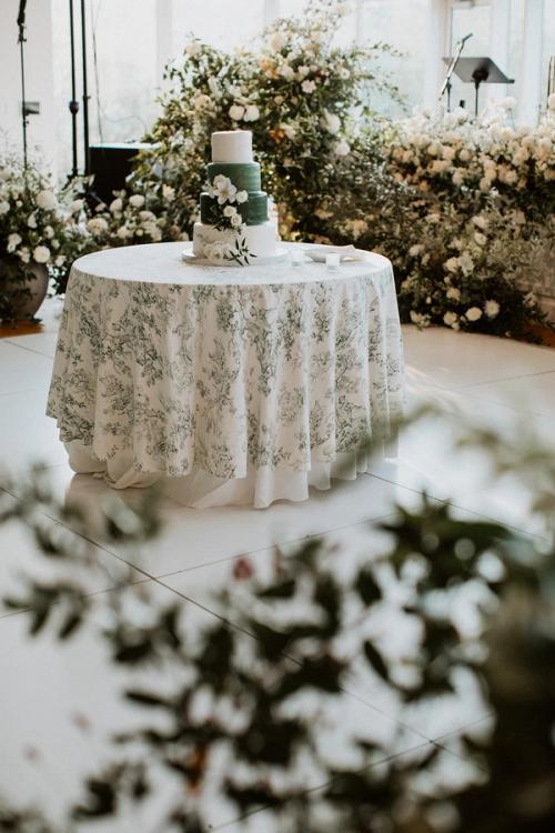 Dancing in the Flowers at the Columbus Museum of Art Best Wedding Florist Ohio