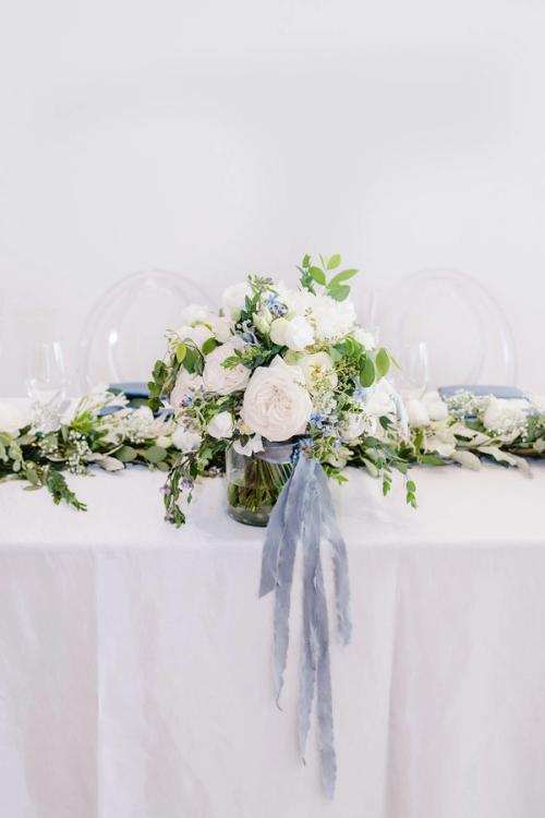 Bonnie and Joey's Clean Whites with a Touch of Something Blue at the Columbus Museum of Art Best Wedding Florist Ohio