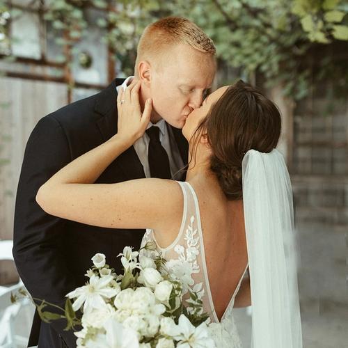 Strongwater Columbus wedding florist