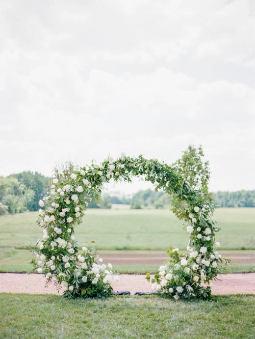 Amongst the Flowers at Magnolia Hill with Meg & Alex Best Wedding Florist Ohio