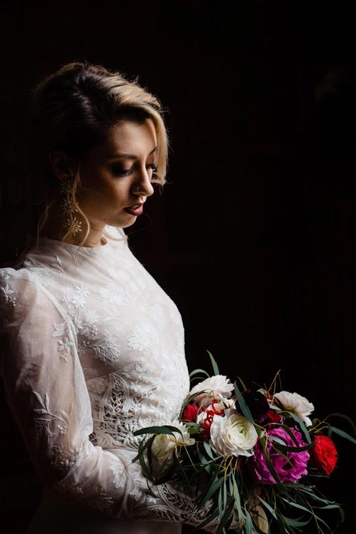 A Moody, Romantic Styled Shoot at Beverly Mansion Best Wedding Florist Ohio