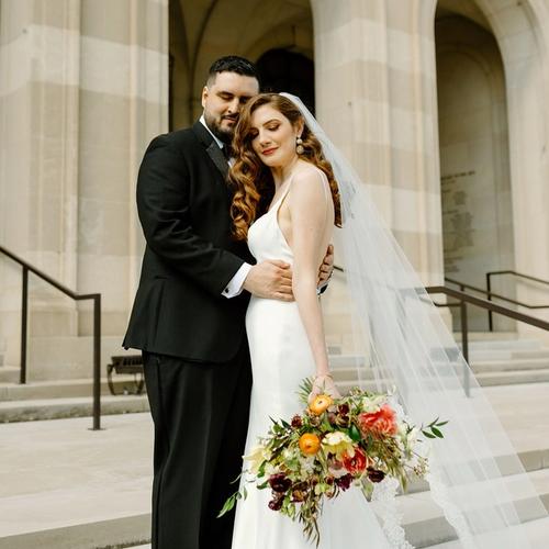 April Wedding Flowers at Columbus Museum of Art