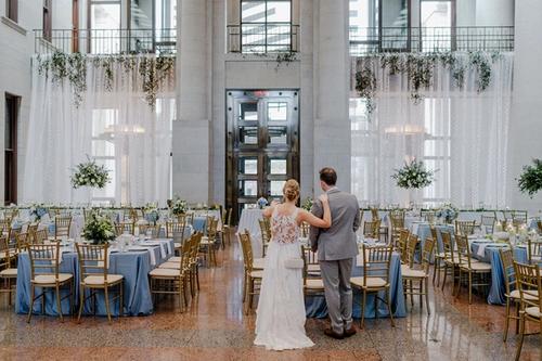 Statehouse Elegance for Erin and Gavin Best Wedding Florist Ohio