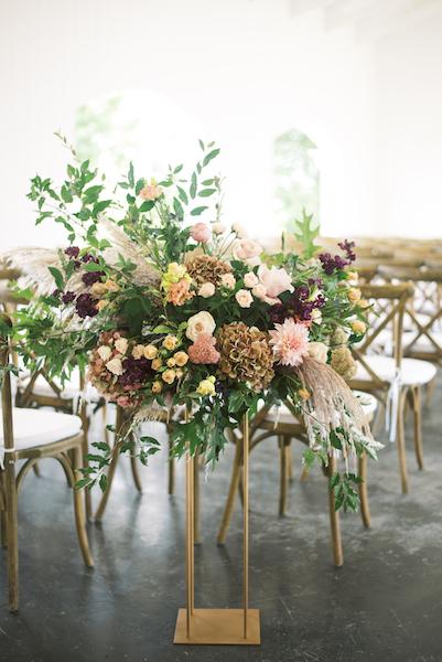 Natural, Mauve-Toned Florals at Magnolia Hill Farm Best Wedding Florist Ohio