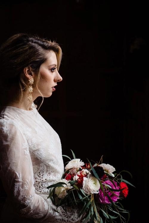 A Moody, Romantic Styled Shoot at Beverly Mansion Best Wedding Florist Ohio