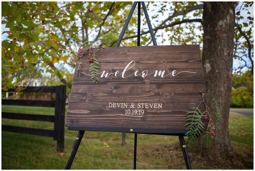 A Romantic, Aisle & Co. Wedding Situated at a Private Barn in Powell, Ohio Best Wedding Florist Ohio