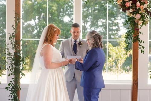 Natural, Mauve-Toned Florals at Magnolia Hill Farm Best Wedding Florist Ohio