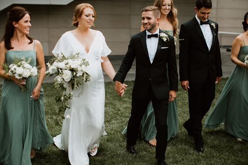 Dancing in the Flowers at the Columbus Museum of Art Best Wedding Florist Ohio