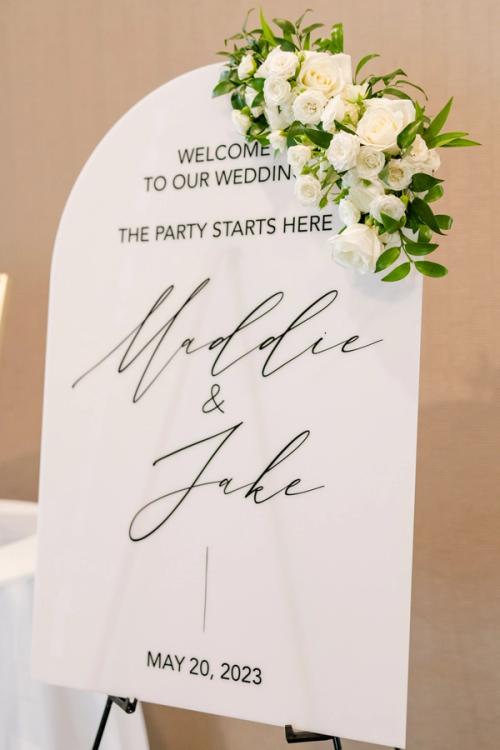 Maddie and Jake's Joyous Celebration near OSU Best Wedding Florist Ohio