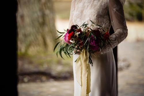 A Moody, Romantic Styled Shoot at Beverly Mansion Best Wedding Florist Ohio