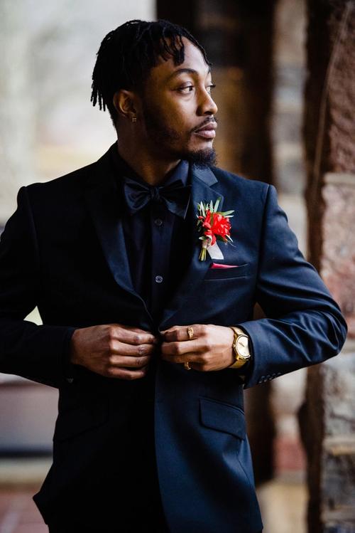 A Moody, Romantic Styled Shoot at Beverly Mansion Best Wedding Florist Ohio