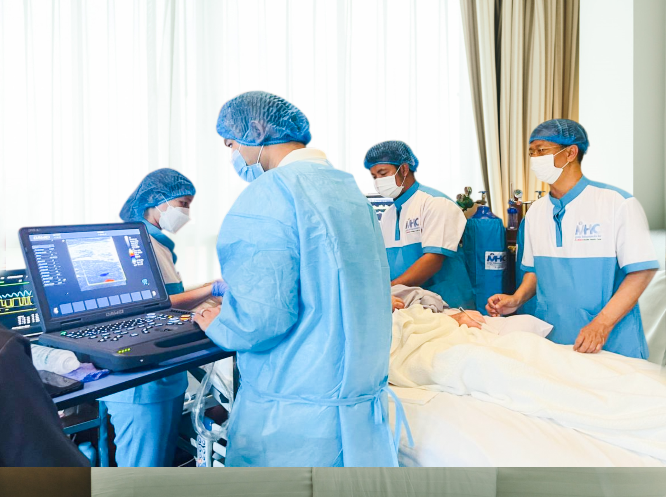 Get hospital-level critical care at home with our ICU home healthcare service. Specialized intensivists, advanced monitoring & 24/7 nursing support.