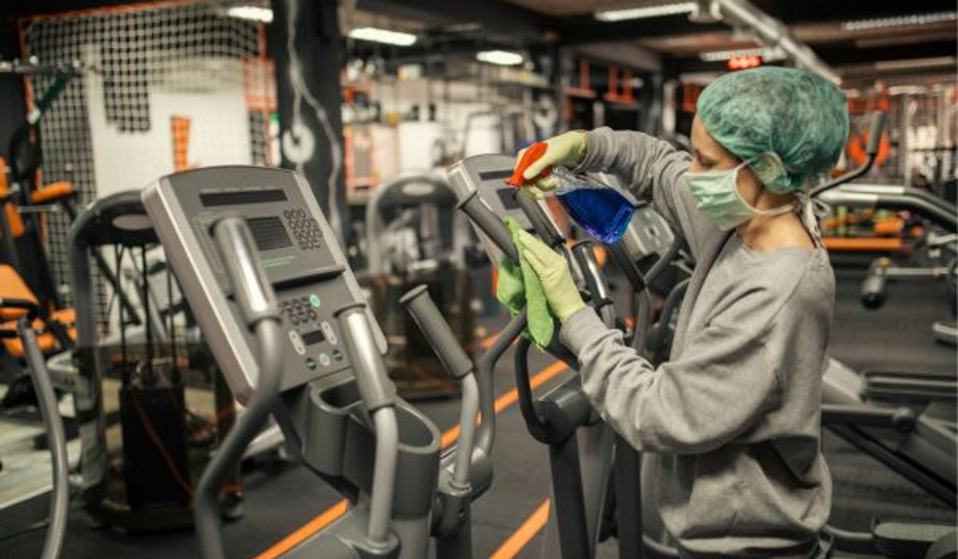 Sporting Club cleaning