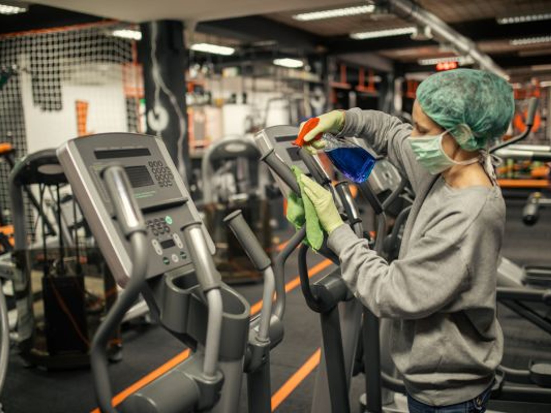 Sporting Club cleaning