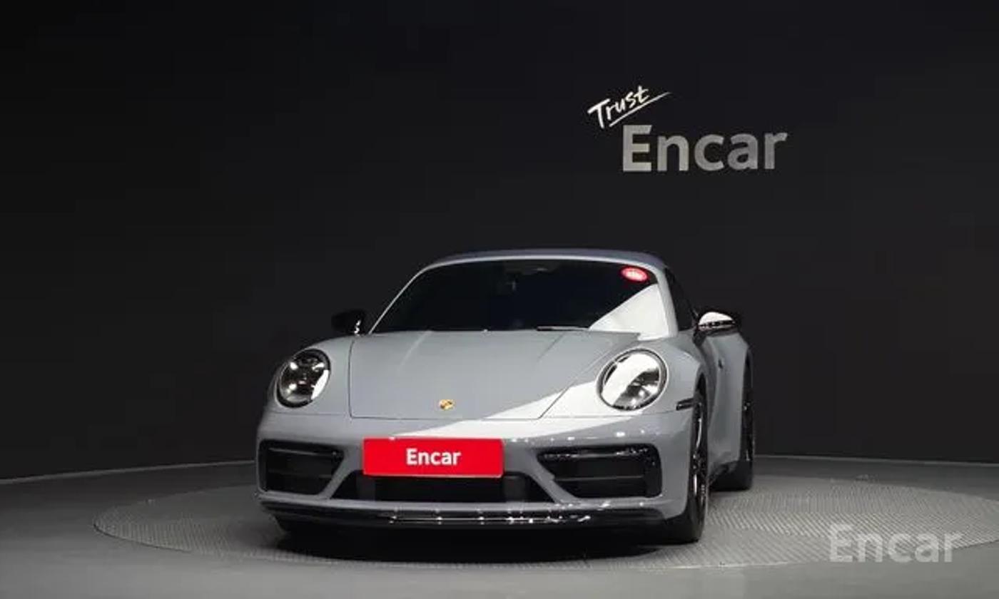 Porsche 911 Carrera 4 GTS Cabriolet, photo 5
