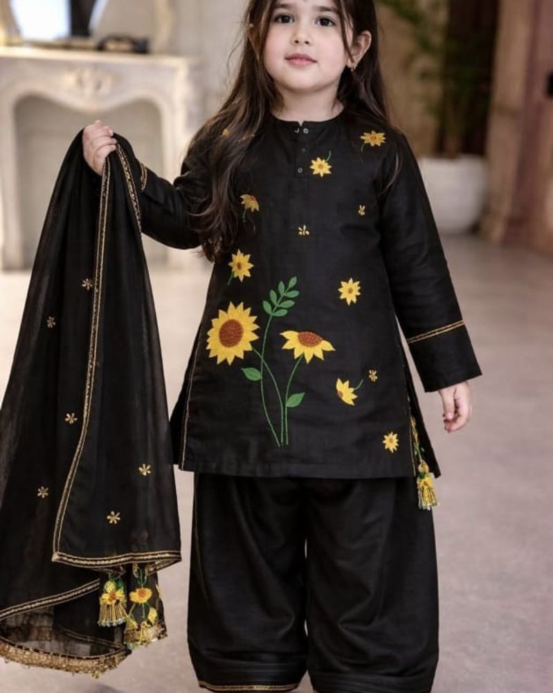 Hand embroidry kids collection 
