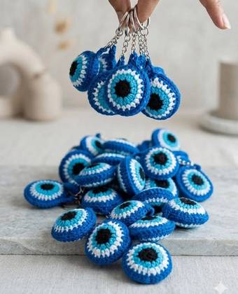 Handmade Crochet Evil Eye Keychain – Nazar Keychain, Evil Eye Key Ring & Bag Charm, Protective Nazar Gift