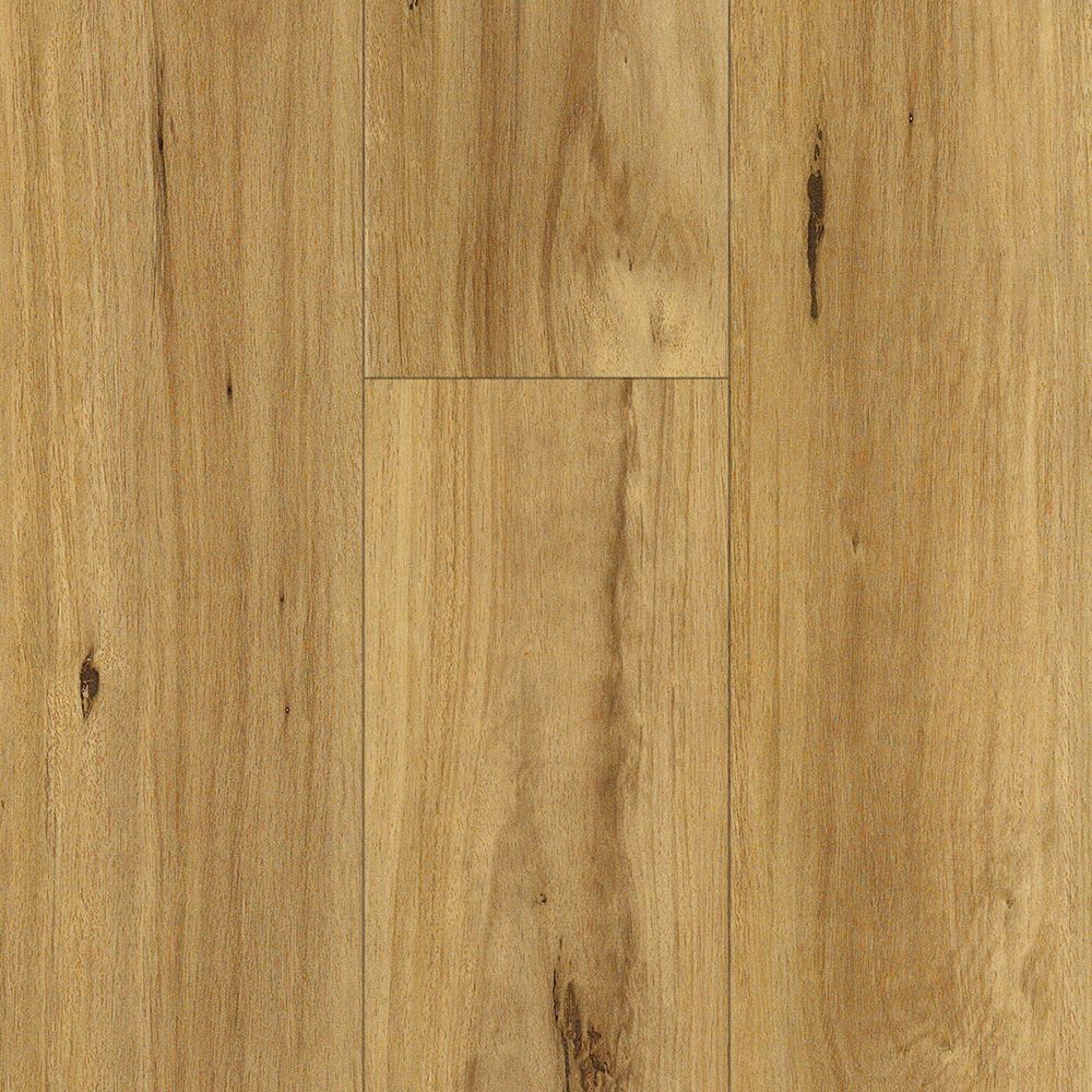 Fiddleback timber-look 12 mm laminate flooring swatch