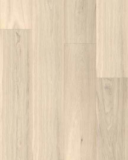 Antique White engineered european oak flooring colour and grain sample.