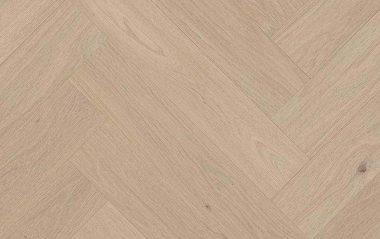 Herringbone Hudson Oak 750mm engineered European oak flooring board detail
