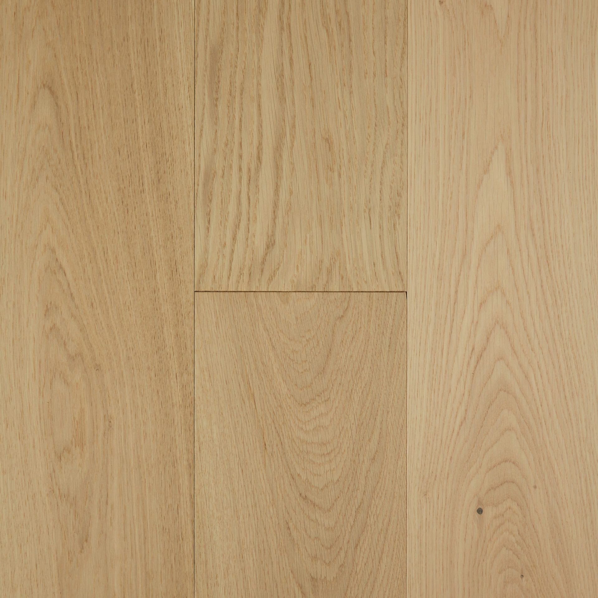 Shore Break engineered European Oak flooring colour and grain sample.