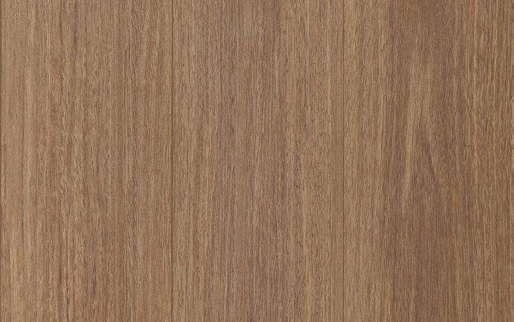 Laminate Honey Blackbutt 12mm timber-look flooring swatch