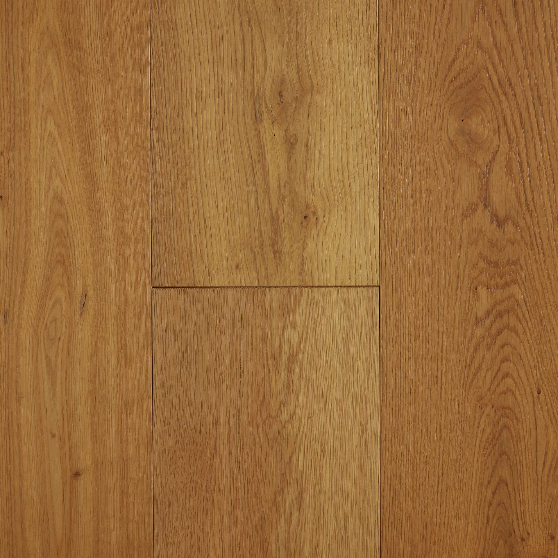 Aged Oak engineered European Oak flooring colour and grain sample.