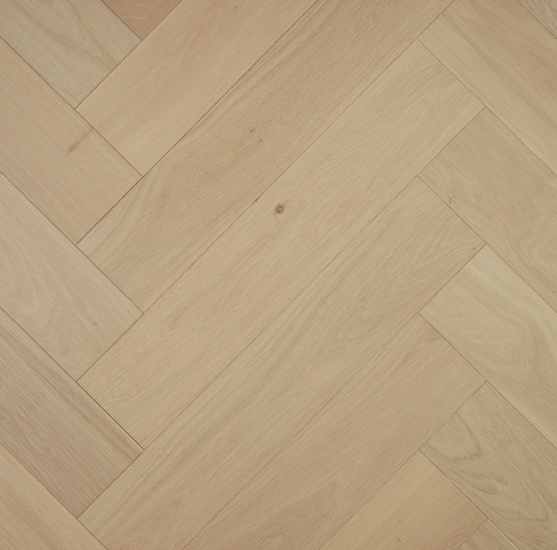Herringbone Golden Sands engineered European Oak flooring colour and grain sample.