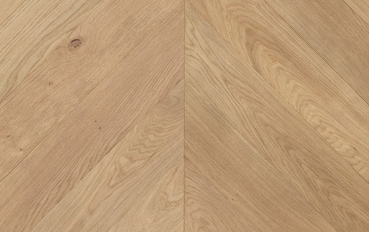 Chevron Natural Oak 900mm engineered European oak flooring board detail