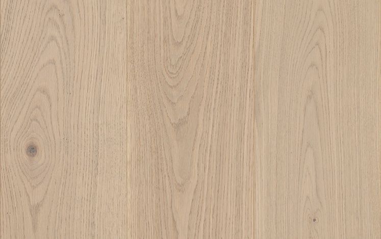 Wide Plank Riveria Oak 14.5mm engineered European oak flooring board detail