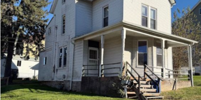 5703 Cox Ave Pittsburgh, PA, 15207