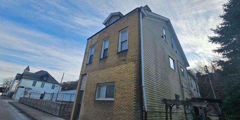3111 W Carson St, Pittsburgh, PA 15204