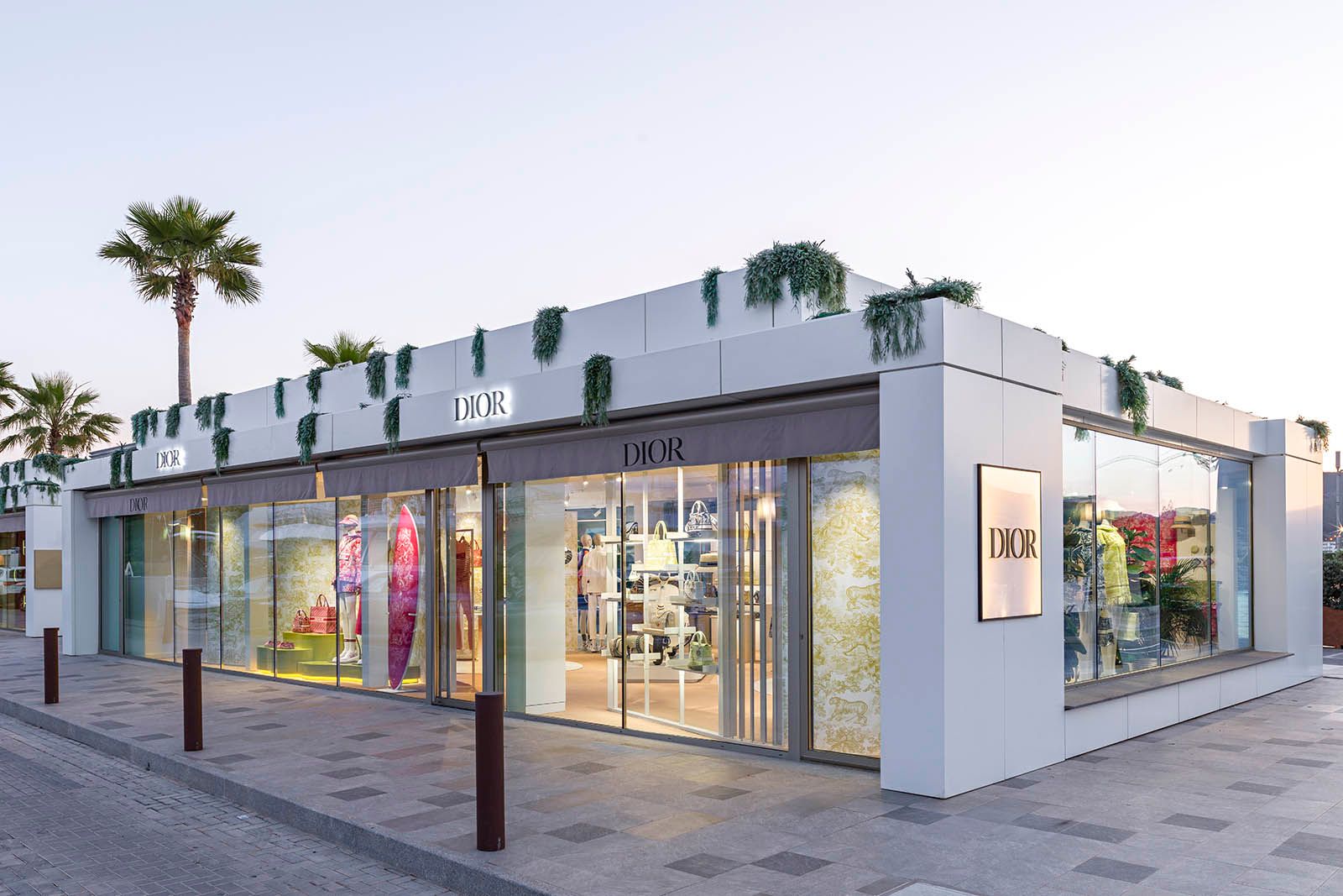 Louis Vuitton opens a pop-up store en Marina Ibiza