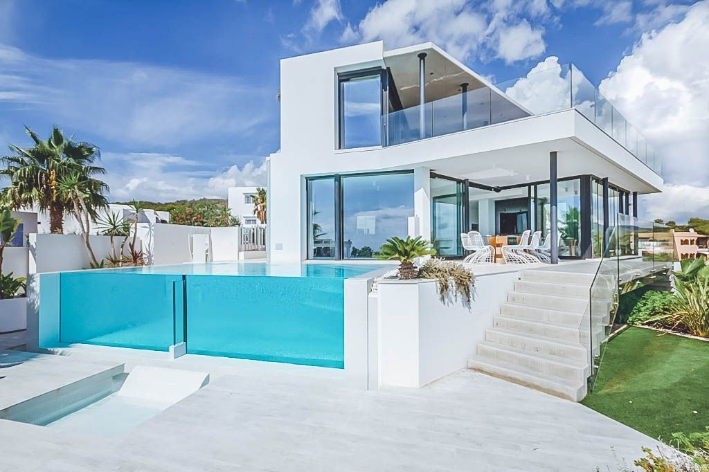 Villa Nyomi