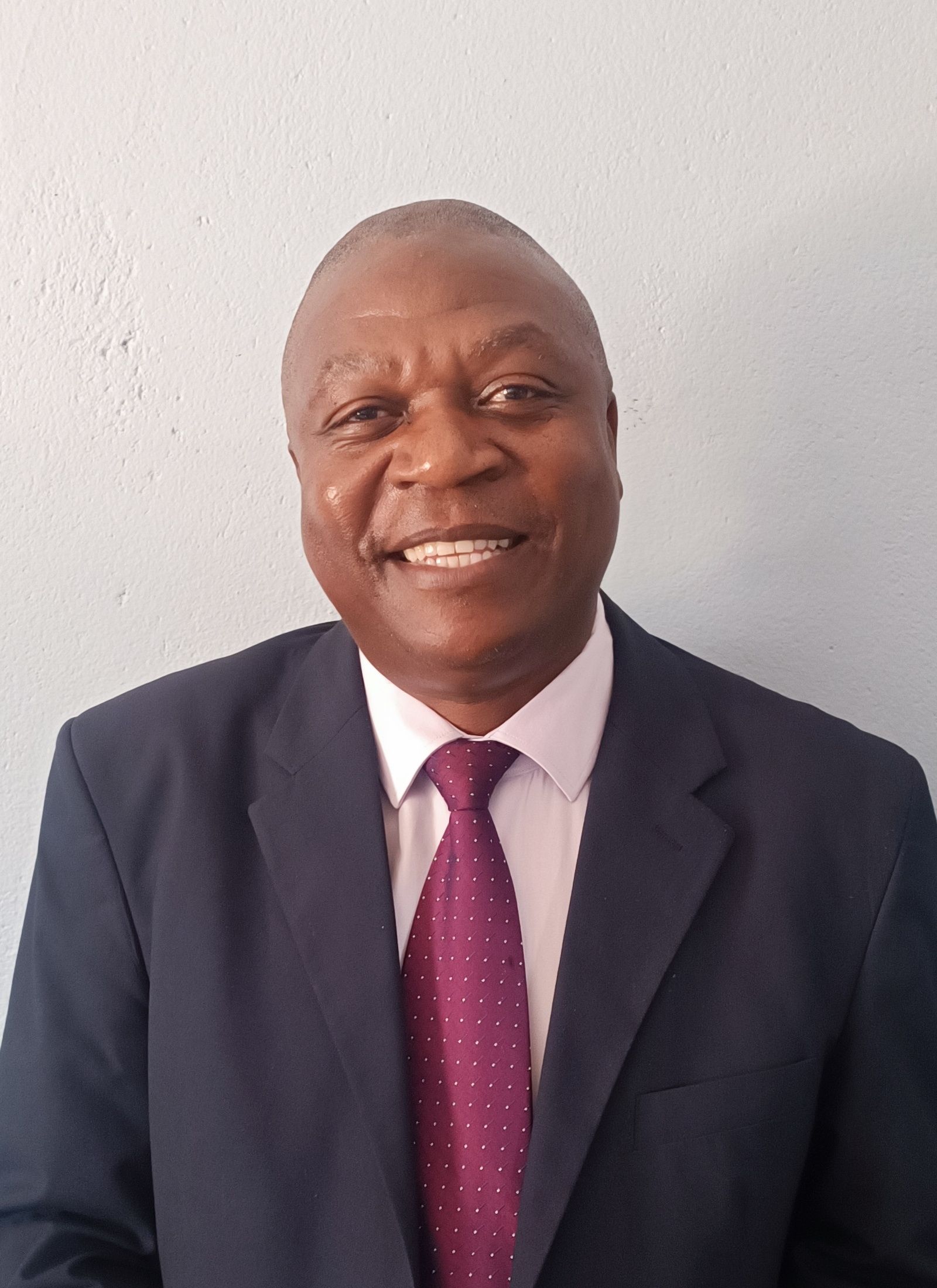 Mr L Mpofu