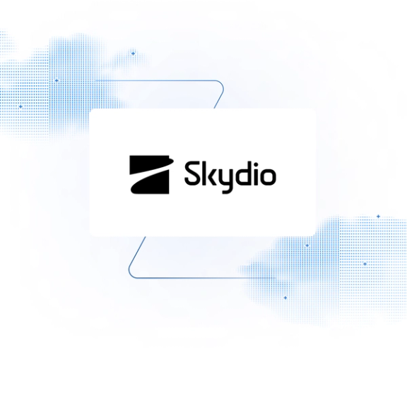 clouds and skydio logo