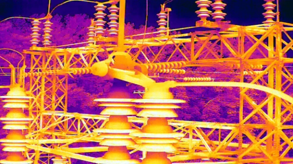 thermal image of power lines
