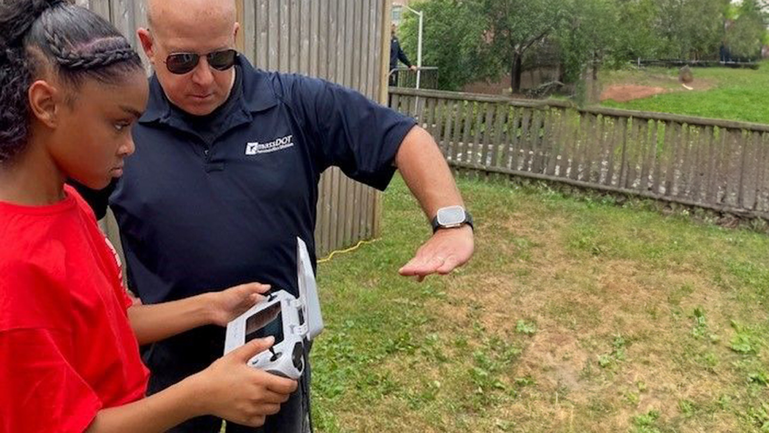 student learning to fly a Skydio drone