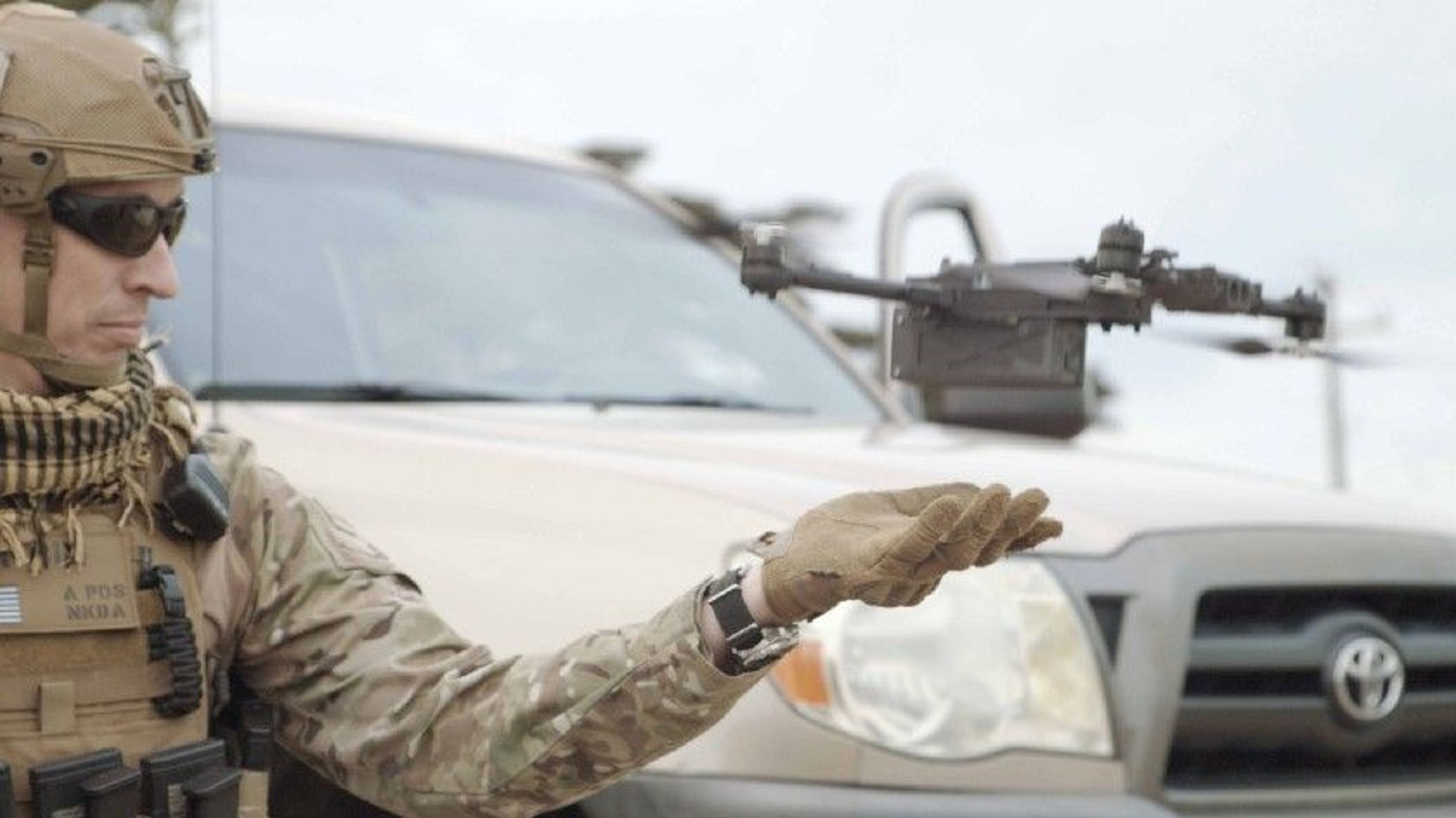 Warfighter flying Skydio national security drone