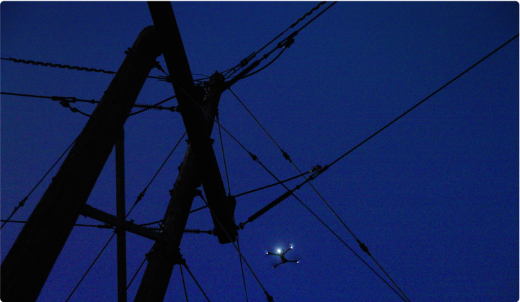 Skydio X10 deftly navigates obstacles at night