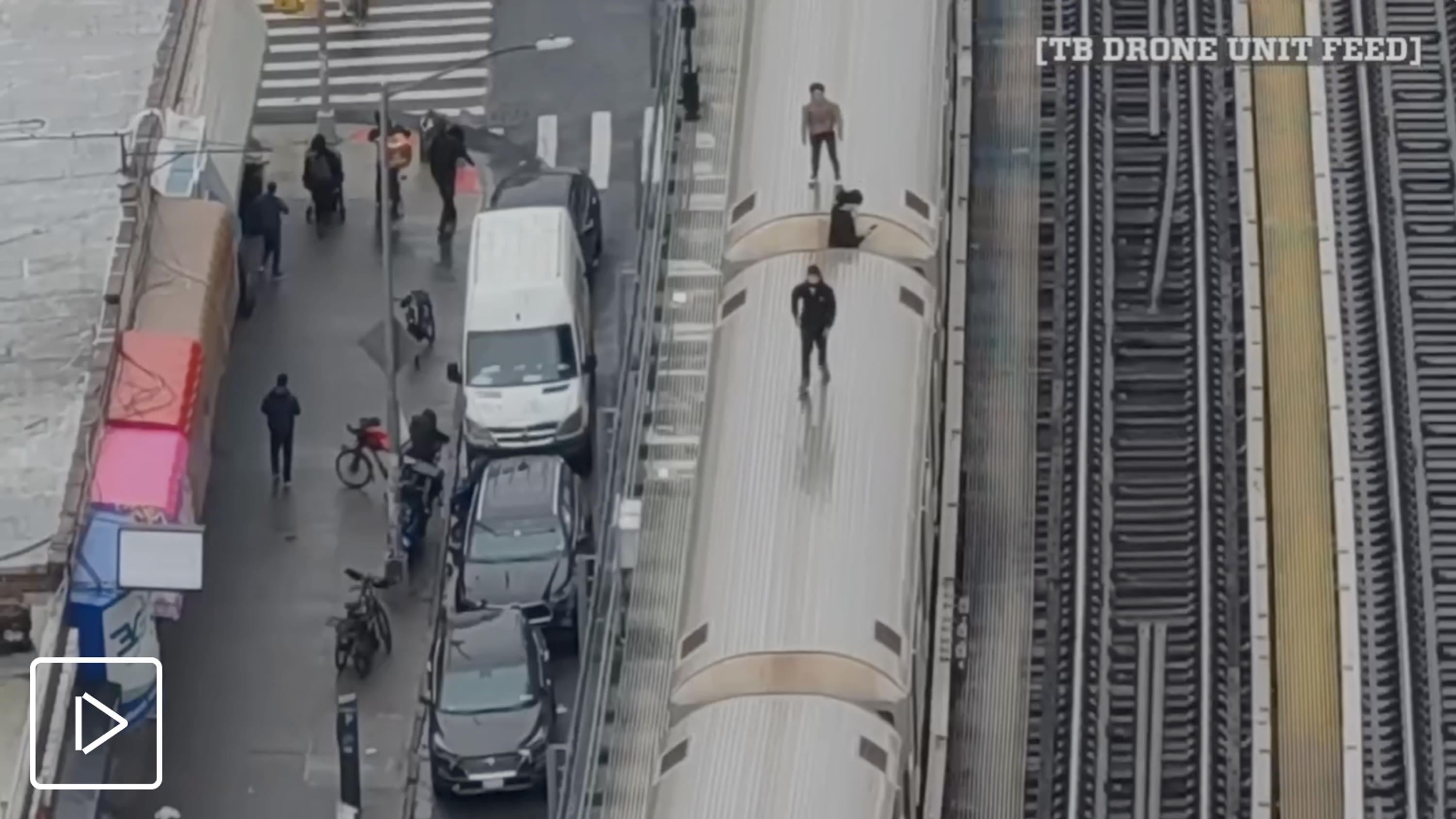 subway surfers in NYC from Skydio drone view
