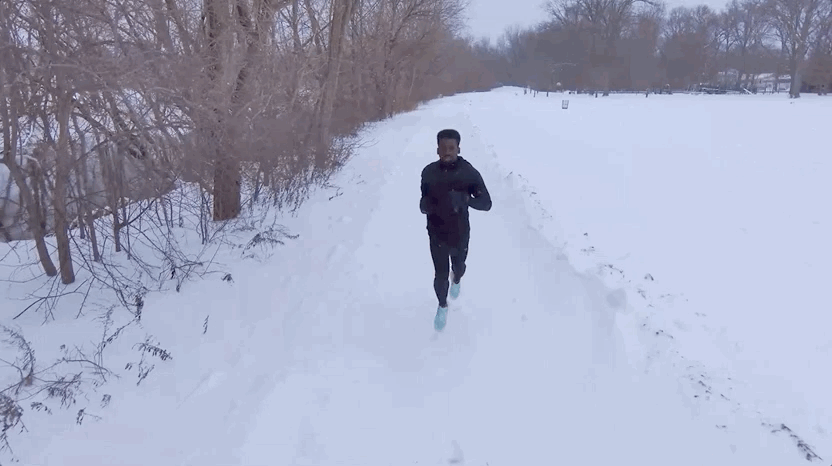 Hellah Sidibe running in the snow