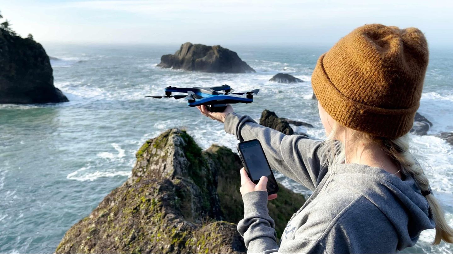 skydio drone launch hand ocean