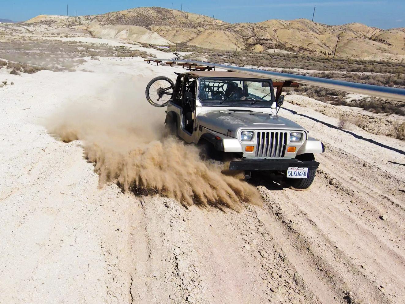 follow drone films jeep off-roading