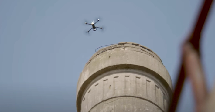 skydio x2 in flight